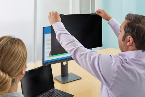 3M 3M™ Privacy Filter for 24in Full Screen Monitor with 3M™ COMPLY™ Magnetic Attach, 16:10, PF240W1EM
