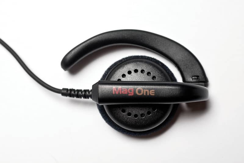 MOTOROLA G SHAPED EARPIECE PTT DP4000
