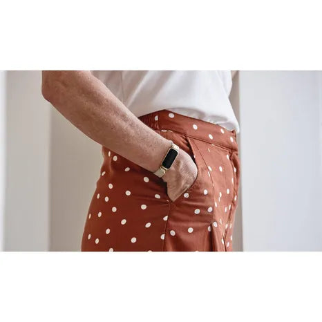 Fitbit Luxe,Leather Alternative Band,Pearl,Small