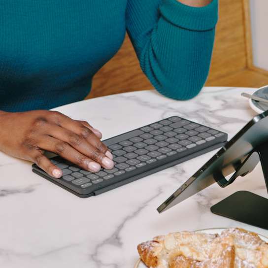 Logitech Keys-To-Go 2