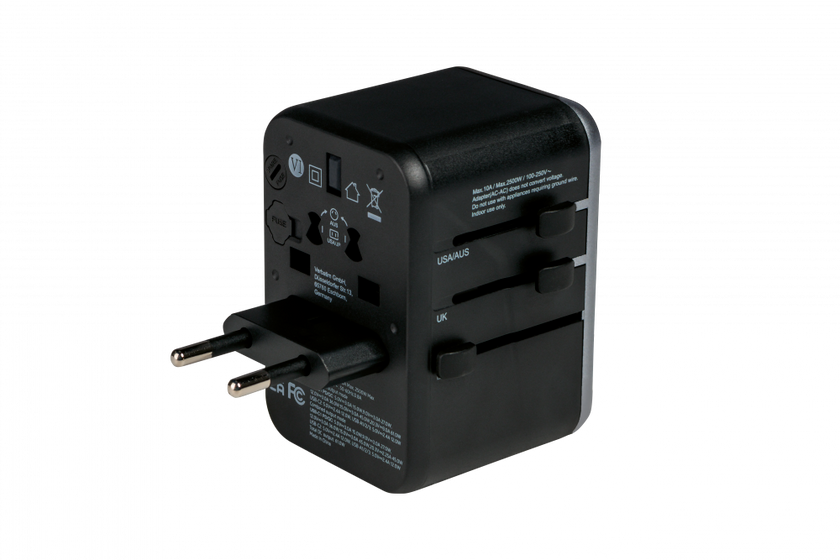 Verbatim Universal Travel Adapter UTA-04 Plug with USB-C PD & QC, USB-C & 3 USB-A ports