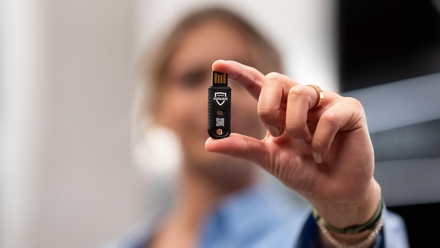 Swissbit iShield Key 1.1 Pro USB-A