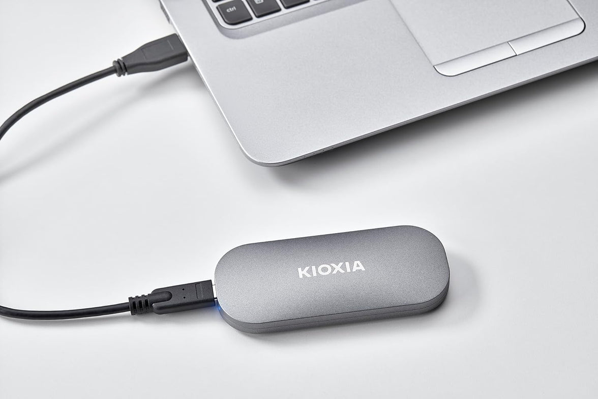 Kioxia EXCERIA PLUS 1TB portable SSD
