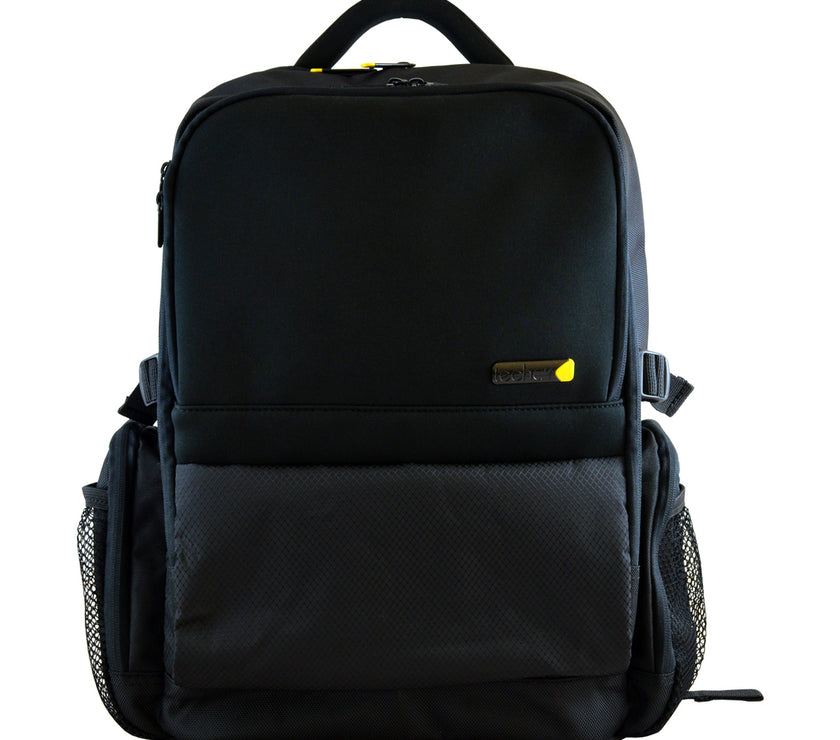 3715 15.6 INCH Black Backpack