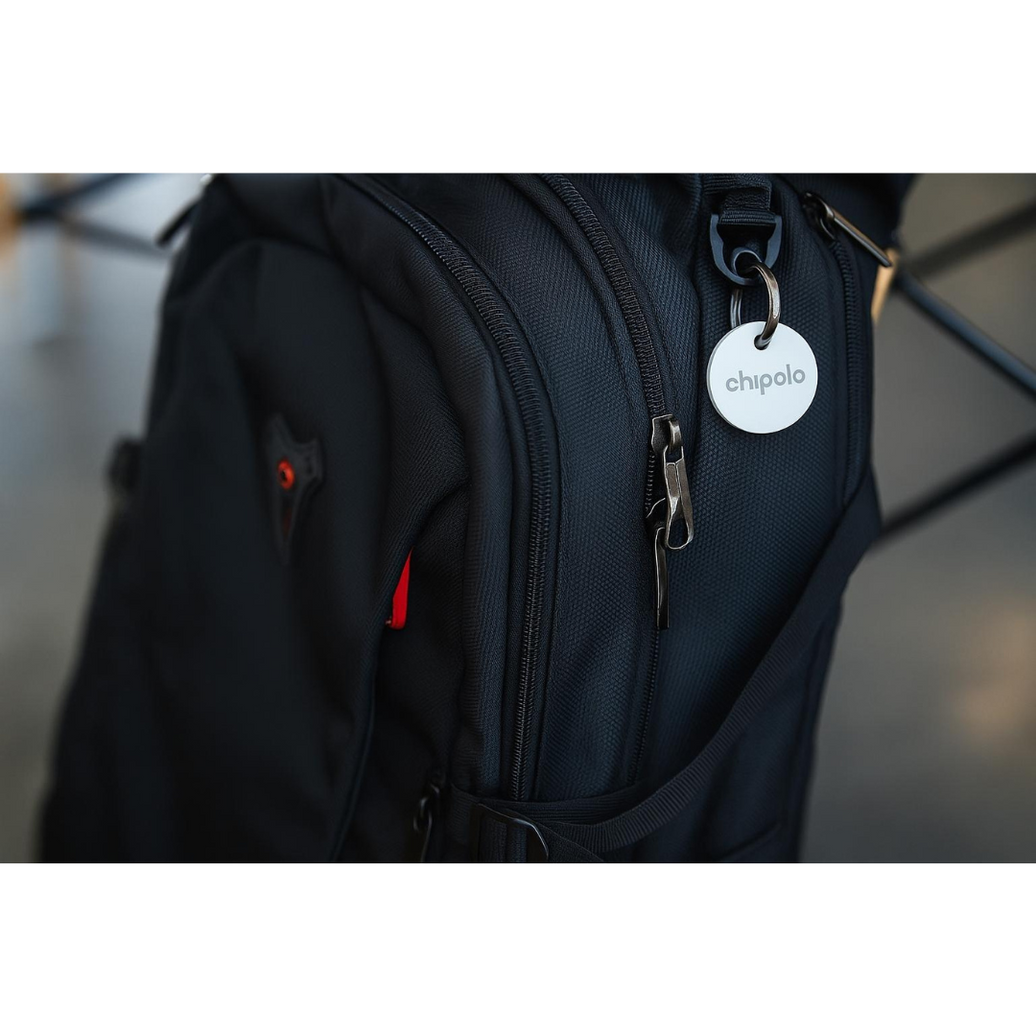 Wenger Carbon & Chipolo POP (W) Bundle