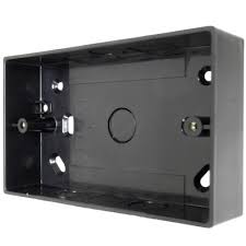 TITAN 32MM DBL BACK BOX + KNOCKOUTS