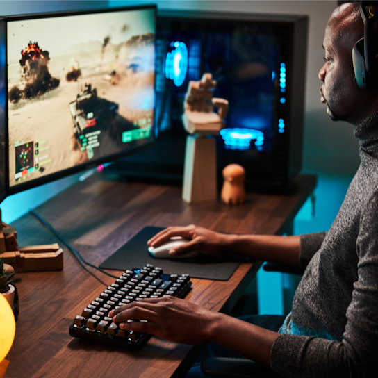 Logitech G G413 TKL SE Mechanical Gaming Keyboard