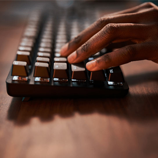 Logitech G G413 TKL SE Mechanical Gaming Keyboard