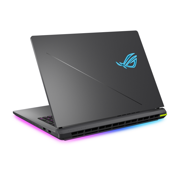 ASUS ROG Strix G18 (2025) G815 Clair Obscur : Expedition 33 Bundle