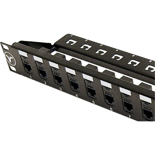 CNL 16P C6 UTP 1U Cplr PANEL