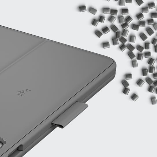 Logitech Slim Folio for iPad