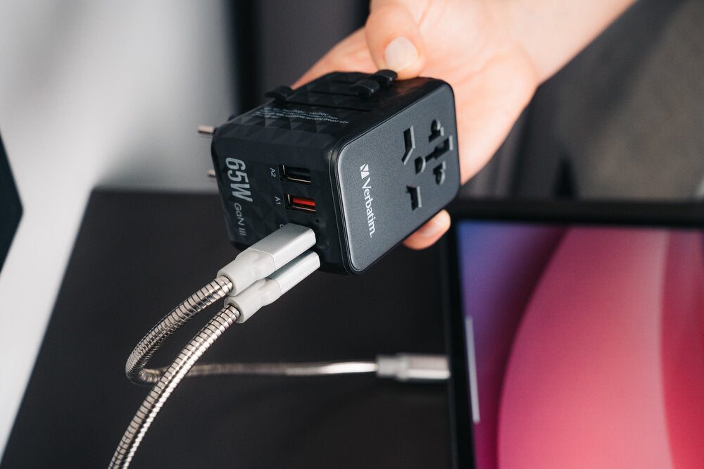 Verbatim GAN III TRAVEL ADAPTER UTA-05