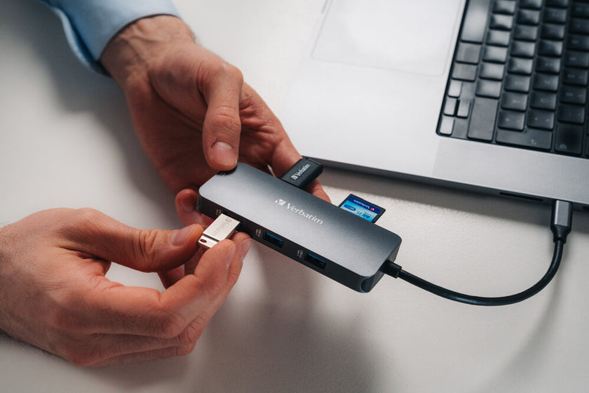 Verbatim USB-C Pro Multiport Hub