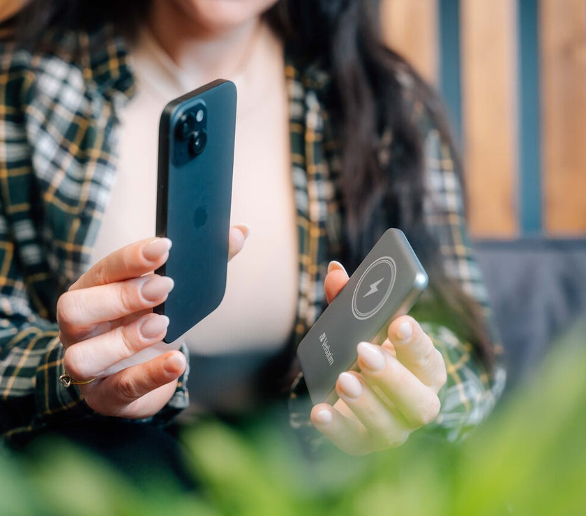 Verbatim Charge 'n' Go Power Bank 5000mAh Magnetic Wireless Charging - Grey